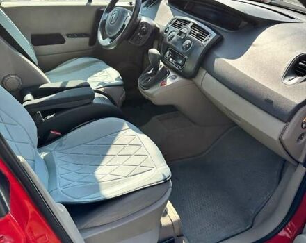Красный Рено Megane Scenic, объемом двигателя 2 л и пробегом 163 тыс. км за 5450 $, фото 8 на Automoto.ua