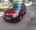 Красный Рено Megane Scenic, объемом двигателя 2 л и пробегом 250 тыс. км за 5000 $, фото 1 на Automoto.ua