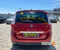 Красный Рено Megane Scenic, объемом двигателя 1.5 л и пробегом 223 тыс. км за 7200 $, фото 5 на Automoto.ua