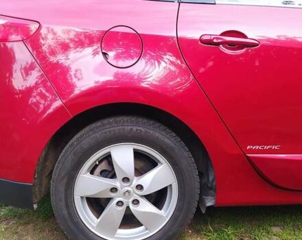 Рено Megane Scenic 2009 в Мукачеве на Automoto.ua Красный Рено Megane Scenic, объемом двигателя 1.5 л и пробегом 230 тыс. км за 6800 $, фото 4 на Automoto.ua