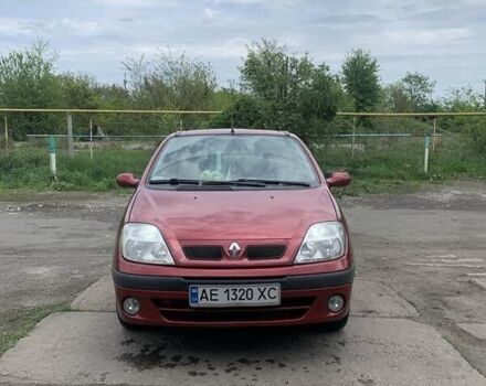 Красный Рено Megane Scenic, объемом двигателя 1.9 л и пробегом 242 тыс. км за 3500 $, фото 1 на Automoto.ua