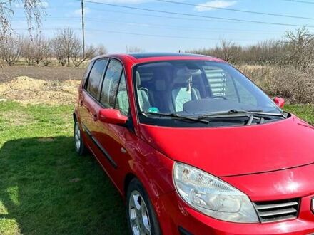 Рено Megane Scenic 2004 в Чугуеве на Automoto.ua Красный Рено Megane Scenic, объемом двигателя 2 л и пробегом 163 тыс. км за 5450 $, фото 1 на Automoto.ua