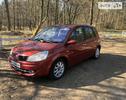 Красный Рено Megane Scenic, объемом двигателя 2 л и пробегом 370 тыс. км за 4600 $, фото 1 на Automoto.ua