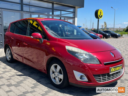 Рено Megane Scenic 2009 в Мукачеве на Automoto.ua Красный Рено Megane Scenic, объемом двигателя 1.5 л и пробегом 223 тыс. км за 7200 $, фото 1 на Automoto.ua