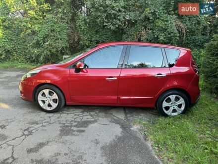 Рено Megane Scenic 2011 в Олевске на Automoto.ua Красный Рено Megane Scenic, объемом двигателя 1.5 л и пробегом 210 тыс. км за 9000 $, фото 1 на Automoto.ua