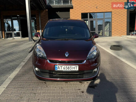 Рено Megane Scenic 2013 в Ивано-Франковске на Automoto.ua Красный Рено Megane Scenic, объемом двигателя 1.5 л и пробегом 224 тыс. км за 9500 $, фото 1 на Automoto.ua