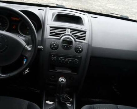 Рено Megane Scenic, об'ємом двигуна 1.6 л та пробігом 210 тис. км за 5100 $, фото 12 на Automoto.ua