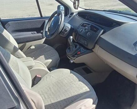 Рено Megane Scenic, объемом двигателя 0 л и пробегом 266 тыс. км за 4300 $, фото 4 на Automoto.ua