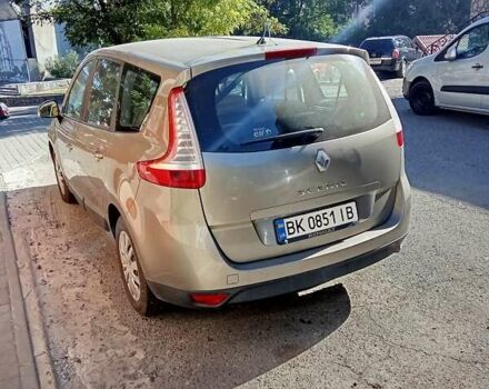 Рено Megane Scenic, объемом двигателя 1.5 л и пробегом 189 тыс. км за 6900 $, фото 3 на Automoto.ua