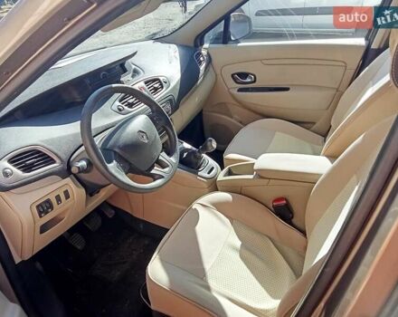 Рено Megane Scenic, объемом двигателя 1.5 л и пробегом 189 тыс. км за 6900 $, фото 9 на Automoto.ua