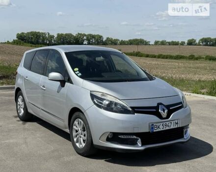 Рено Megane Scenic, об'ємом двигуна 1.46 л та пробігом 211 тис. км за 9000 $, фото 11 на Automoto.ua