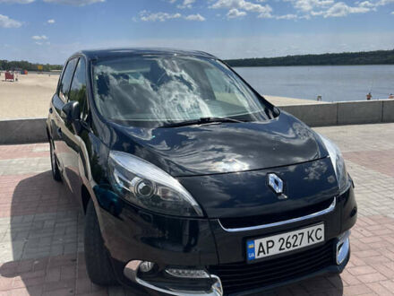 Рено Megane Scenic, об'ємом двигуна 1.46 л та пробігом 232 тис. км за 10700 $, фото 1 на Automoto.ua