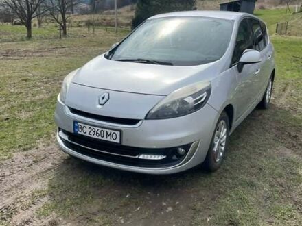Рено Megane Scenic 2012 в Дрогобыче на Automoto.ua Рено Megane Scenic, объемом двигателя 1.5 л и пробегом 310 тыс. км за 8000 $, фото 1 на Automoto.ua