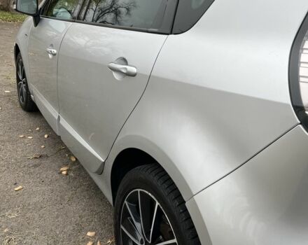 Серый Рено Megane Scenic, объемом двигателя 1.2 л и пробегом 203 тыс. км за 7300 $, фото 6 на Automoto.ua