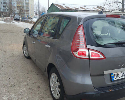 Сірий Рено Megane Scenic, об'ємом двигуна 1.5 л та пробігом 236 тис. км за 7400 $, фото 2 на Automoto.ua