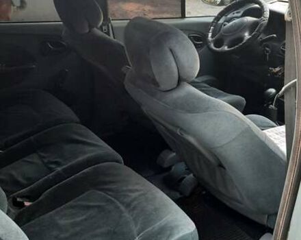 Серый Рено Megane Scenic, объемом двигателя 1.6 л и пробегом 215 тыс. км за 1500 $, фото 8 на Automoto.ua