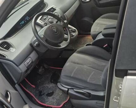 Серый Рено Megane Scenic, объемом двигателя 1.6 л и пробегом 160 тыс. км за 5000 $, фото 5 на Automoto.ua