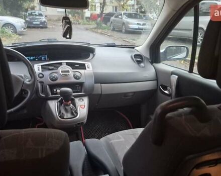 Серый Рено Megane Scenic, объемом двигателя 1.6 л и пробегом 160 тыс. км за 5000 $, фото 3 на Automoto.ua