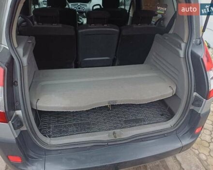 Сірий Рено Megane Scenic, об'ємом двигуна 1.6 л та пробігом 305 тис. км за 4300 $, фото 12 на Automoto.ua