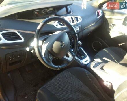 Сірий Рено Megane Scenic, об'ємом двигуна 1.87 л та пробігом 294 тис. км за 6800 $, фото 7 на Automoto.ua