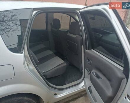 Сірий Рено Megane Scenic, об'ємом двигуна 1.6 л та пробігом 305 тис. км за 4300 $, фото 4 на Automoto.ua