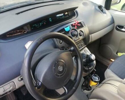 Серый Рено Megane Scenic, объемом двигателя 1.6 л и пробегом 200 тыс. км за 4300 $, фото 2 на Automoto.ua