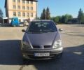 Серый Рено Megane Scenic, объемом двигателя 1.6 л и пробегом 491 тыс. км за 1900 $, фото 1 на Automoto.ua