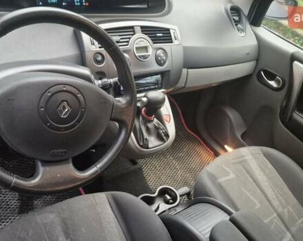 Серый Рено Megane Scenic, объемом двигателя 1.6 л и пробегом 160 тыс. км за 5000 $, фото 4 на Automoto.ua