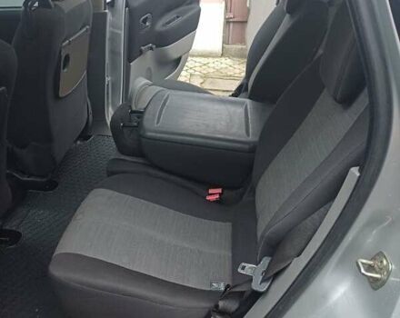 Сірий Рено Megane Scenic, об'ємом двигуна 1.6 л та пробігом 305 тис. км за 4300 $, фото 10 на Automoto.ua