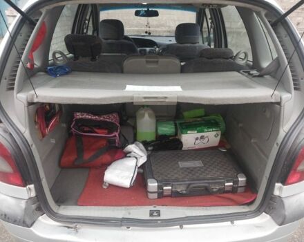 Серый Рено Megane Scenic, объемом двигателя 1.9 л и пробегом 335 тыс. км за 3300 $, фото 5 на Automoto.ua