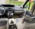 Серый Рено Megane Scenic, объемом двигателя 1.6 л и пробегом 210 тыс. км за 3600 $, фото 2 на Automoto.ua