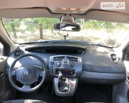 Сірий Рено Megane Scenic, об'ємом двигуна 2 л та пробігом 262 тис. км за 5100 $, фото 6 на Automoto.ua
