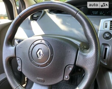 Сірий Рено Megane Scenic, об'ємом двигуна 2 л та пробігом 262 тис. км за 5100 $, фото 10 на Automoto.ua