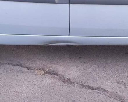 Серый Рено Megane Scenic, объемом двигателя 1.9 л и пробегом 277 тыс. км за 4400 $, фото 4 на Automoto.ua