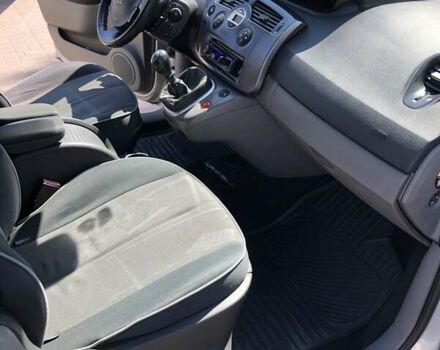 Сірий Рено Megane Scenic, об'ємом двигуна 2 л та пробігом 262 тис. км за 5100 $, фото 29 на Automoto.ua