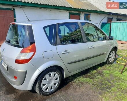 Сірий Рено Megane Scenic, об'ємом двигуна 2 л та пробігом 250 тис. км за 5000 $, фото 1 на Automoto.ua