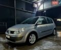 Серый Рено Megane Scenic, объемом двигателя 2 л и пробегом 227 тыс. км за 5250 $, фото 1 на Automoto.ua