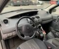 Серый Рено Megane Scenic, объемом двигателя 2 л и пробегом 333 тыс. км за 5200 $, фото 28 на Automoto.ua