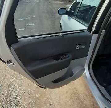 Серый Рено Megane Scenic, объемом двигателя 1.87 л и пробегом 280 тыс. км за 4500 $, фото 13 на Automoto.ua