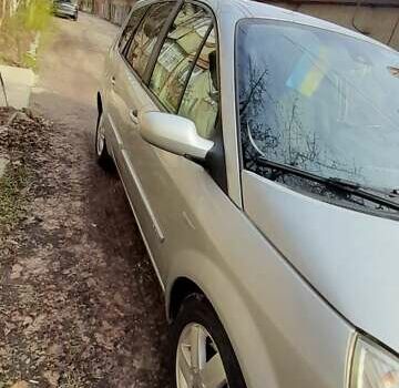 Серый Рено Megane Scenic, объемом двигателя 1.87 л и пробегом 280 тыс. км за 4500 $, фото 2 на Automoto.ua