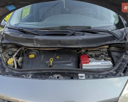 Серый Рено Megane Scenic, объемом двигателя 1.5 л и пробегом 229 тыс. км за 4300 $, фото 12 на Automoto.ua