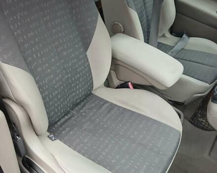 Сірий Рено Megane Scenic, об'ємом двигуна 1.6 л та пробігом 178 тис. км за 4700 $, фото 39 на Automoto.ua