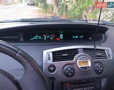 Серый Рено Megane Scenic, объемом двигателя 1.87 л и пробегом 280 тыс. км за 4500 $, фото 8 на Automoto.ua