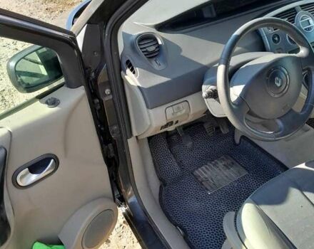 Серый Рено Megane Scenic, объемом двигателя 1.6 л и пробегом 250 тыс. км за 4800 $, фото 11 на Automoto.ua