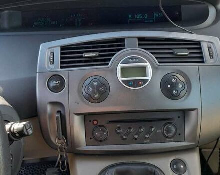 Серый Рено Megane Scenic, объемом двигателя 1.6 л и пробегом 250 тыс. км за 4800 $, фото 8 на Automoto.ua