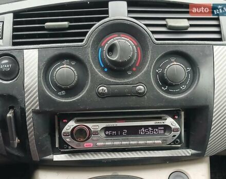 Сірий Рено Megane Scenic, об'ємом двигуна 1.6 л та пробігом 178 тис. км за 4700 $, фото 10 на Automoto.ua