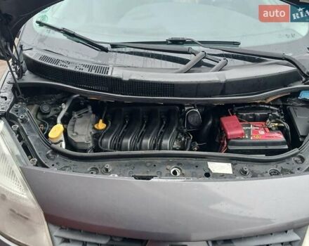 Сірий Рено Megane Scenic, об'ємом двигуна 1.6 л та пробігом 178 тис. км за 4700 $, фото 140 на Automoto.ua