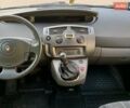 Серый Рено Megane Scenic, объемом двигателя 2 л и пробегом 274 тыс. км за 5500 $, фото 2 на Automoto.ua
