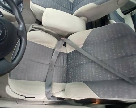 Сірий Рено Megane Scenic, об'ємом двигуна 1.6 л та пробігом 178 тис. км за 4700 $, фото 114 на Automoto.ua