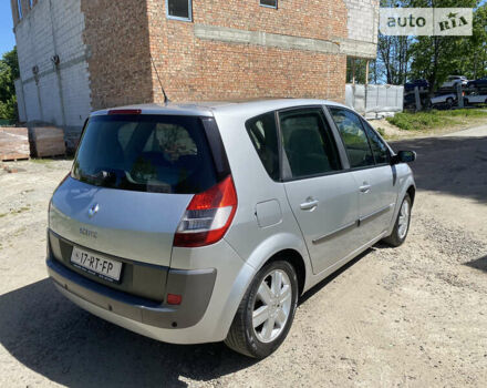 Сірий Рено Megane Scenic, об'ємом двигуна 1.6 л та пробігом 215 тис. км за 4600 $, фото 11 на Automoto.ua